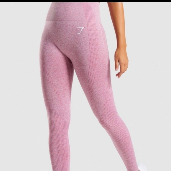 Gymshark Pants - Gym Shark Pink Seamless Leggings